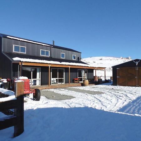 Tractor Shed Villa Lake Tekapo Bagian luar foto